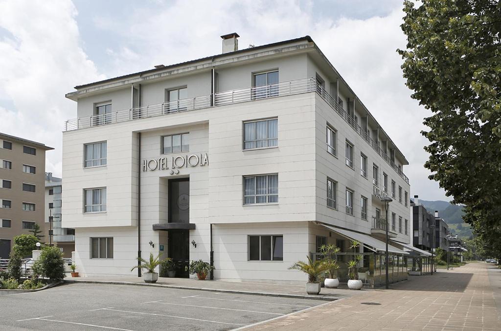 Hotel Loiola アスペイティア エクステリア 写真